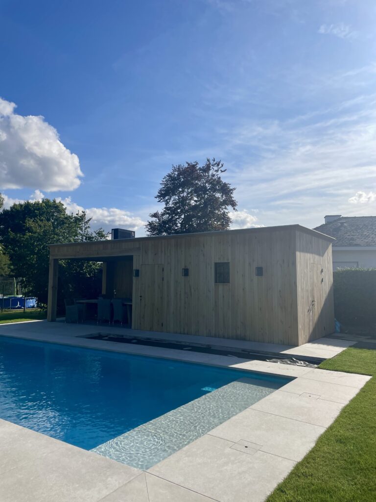 Poolhouse Heule